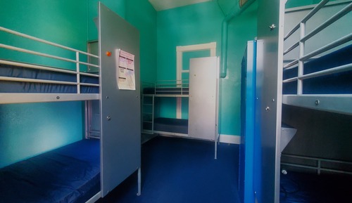 Standard Single Room, Multiple Beds, Non Smoking, Shared Bathroom