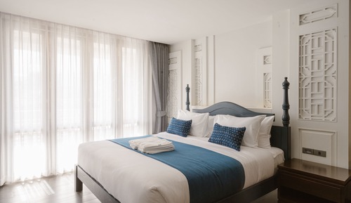 Junior Double Room, 1 King Bed
