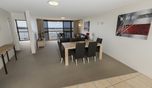 One Bedroom Garden View