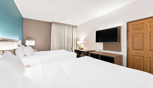 Standard Room, 2 Queen Beds, Non Smoking