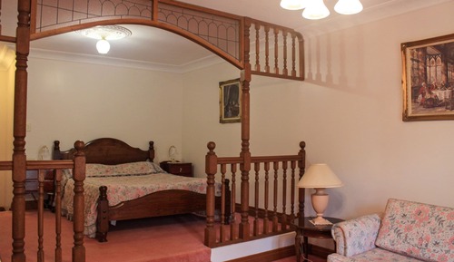 Standard Room, Balcony (Country Suite) with Split level, Spacious Lounge area, Ensuite bathroom