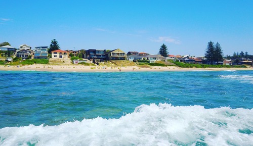 Beachfront Spa Suite