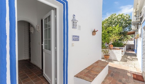 Classic Double Room (Glicinia)