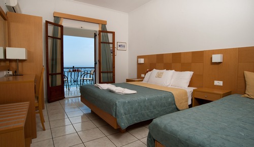 Standard Triple Room, Sea View