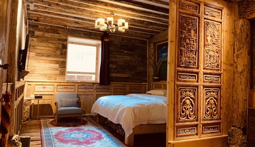 Double Room (Miao Lian)