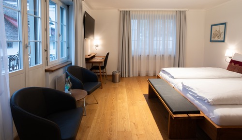 Deluxe Room, 1 King Bed, Balcony