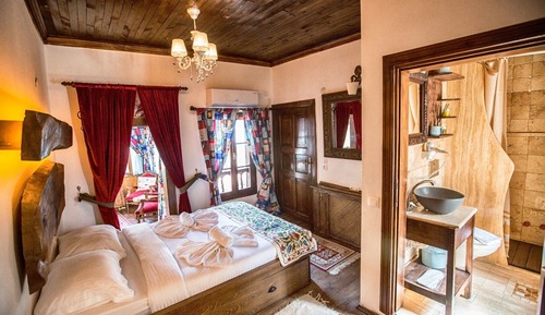 Deluxe Oda Cumbali (Connection)