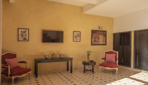 Suite, Mountain View (ARGAZ)