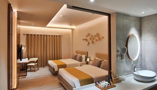 Deluxe Room, 2 Queen Beds, Mountain View