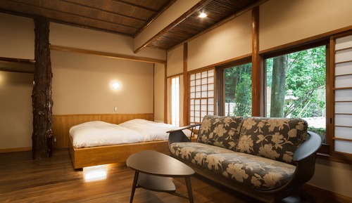 101 Basic Twin Room, 2 Twin Beds, Non Smoking with Toilet, Ground Floor