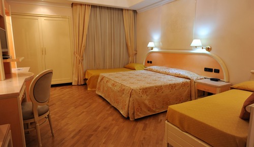 Standard Quadruple Room