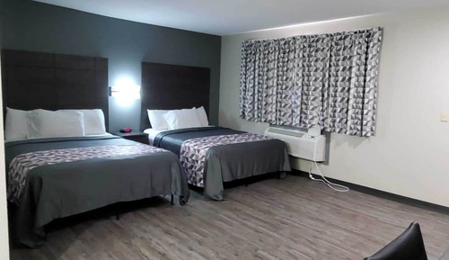 Standard Double Room, 2 Queen Beds