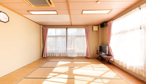 Japanese Room with Shared Washroom - 10 pax, Non-Smoking