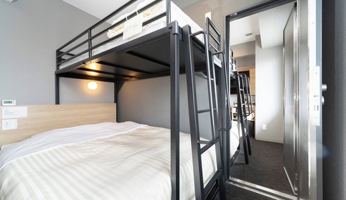 Super Rooms, Connecting, Non Smoking