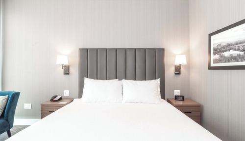 Studio Suite, 1 King Bed, Kitchenette