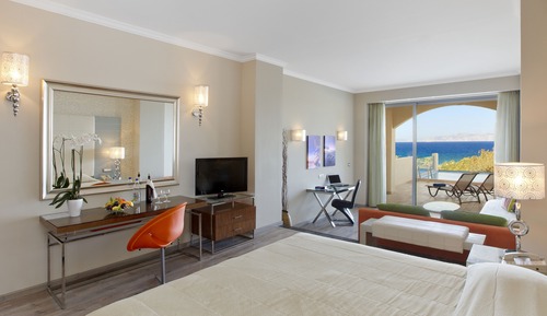 Junior Suite, Private Pool, Partial Sea View