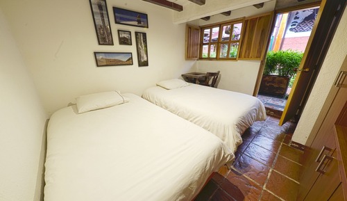 Standard Twin Room, 2 Twin Beds, Private Bathroom