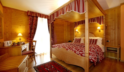 Superior Double Room, Balcony, Mountain View