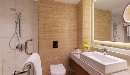 Suite, Terrace (Cocktail Hour)