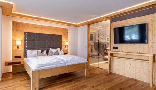 Comfort Double Room, 1 Double Bed, Terrace, Garden View