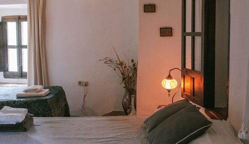 Basic Triple Room, Multiple Beds, Valley View