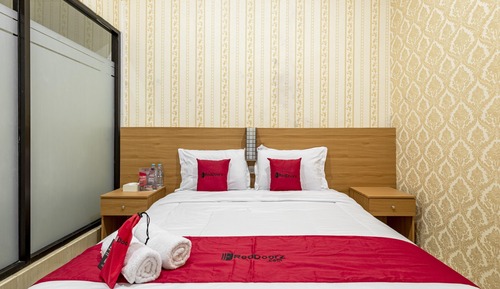 Double Room (Reddoorz)