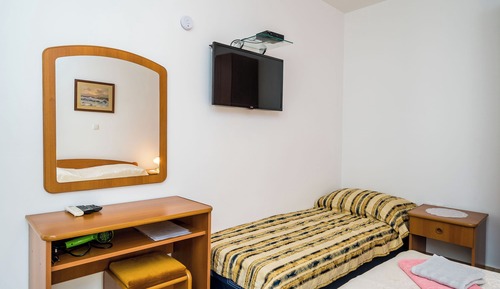 Studio (Comfort Studio Apartment with Terrace)