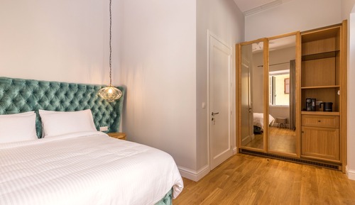 Deluxe Double Room, Alley View (#1)