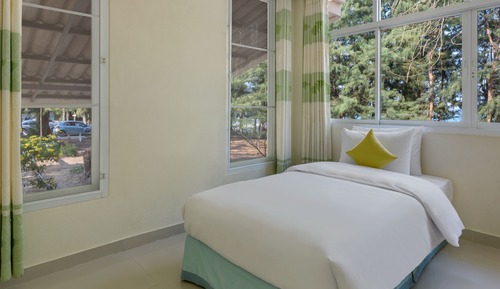 Beach House, 3 Bedrooms, Beachside