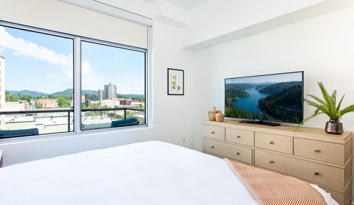 Room, 1 Queen Bed, Mountain View (Queen)