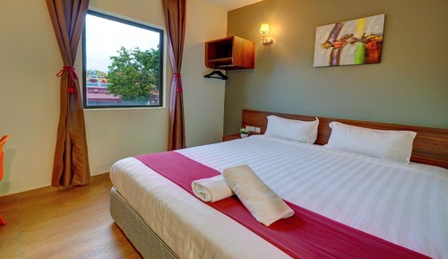 Superior Room, 1 King Bed