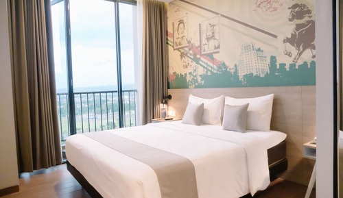 Deluxe Room, Balcony