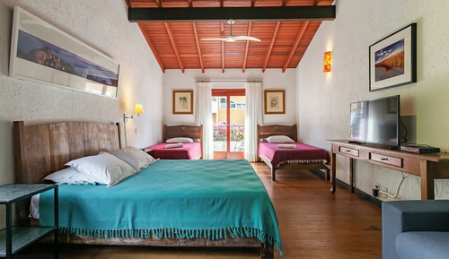 Quadruple Room, Multiple Beds, Non Smoking, Partial Lake View