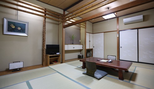 Japanese Style Room (Old Building)