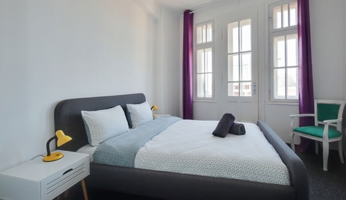 Deluxe Apartment, 1 Queen Bed with Sofa bed, Kitchenette, City View