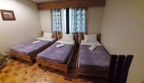 Standard Triple Room, 3 Twin Beds, Accessible, Private Bathroom