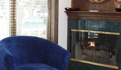Deluxe Room, 1 Queen Bed, Fireplace