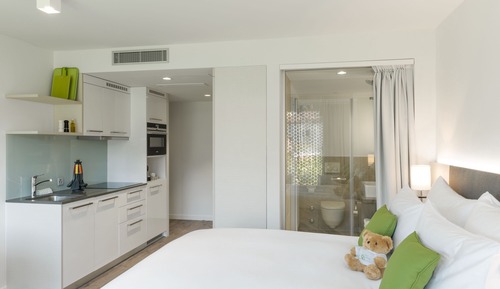 Studio Suite, Kitchen