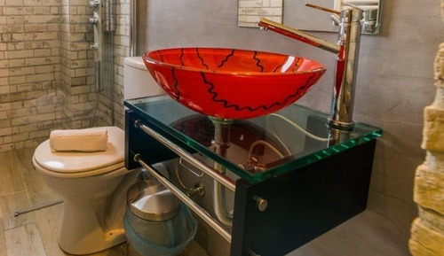 Basic Room (Sivritos)