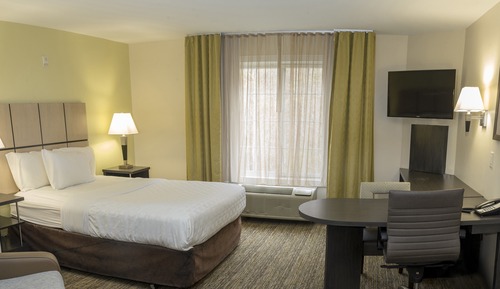 Studio Suite, 1 Queen Bed, Accessible (Mobility)