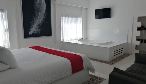 Suite, 1 King Bed, Non Smoking