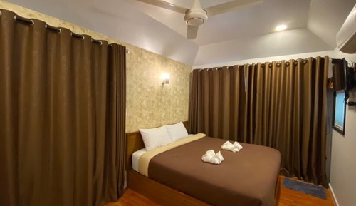 Standard Bungalow with Balcony