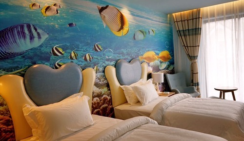 Twin Room (Very Sassy)