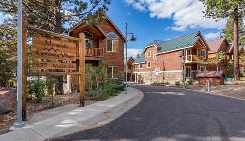 Townhome, 4 Bedrooms (Mammoth Gateway Village #11)