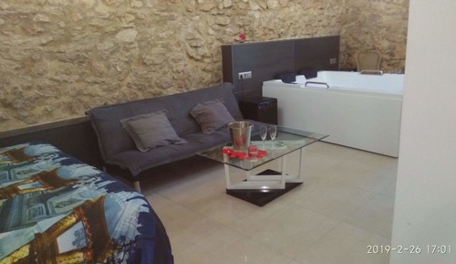 Romantic Suite, Jetted Tub