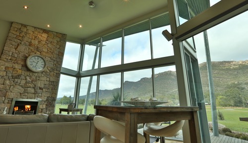 Luxury Chalet (Bushland Luxury Couples Retreat)