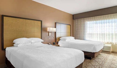 Junior Suite, 2 Queen Beds, Non Smoking, Kitchenette