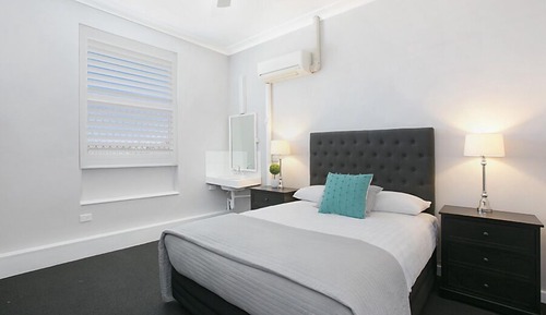 Standard Double Room, 2 Twin Beds, Shared Bathroom, City View