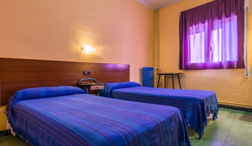 Twin Room, Shared Bathroom