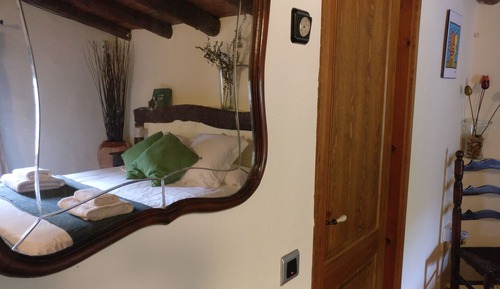 Standard Double Room, Ensuite, Mountain View